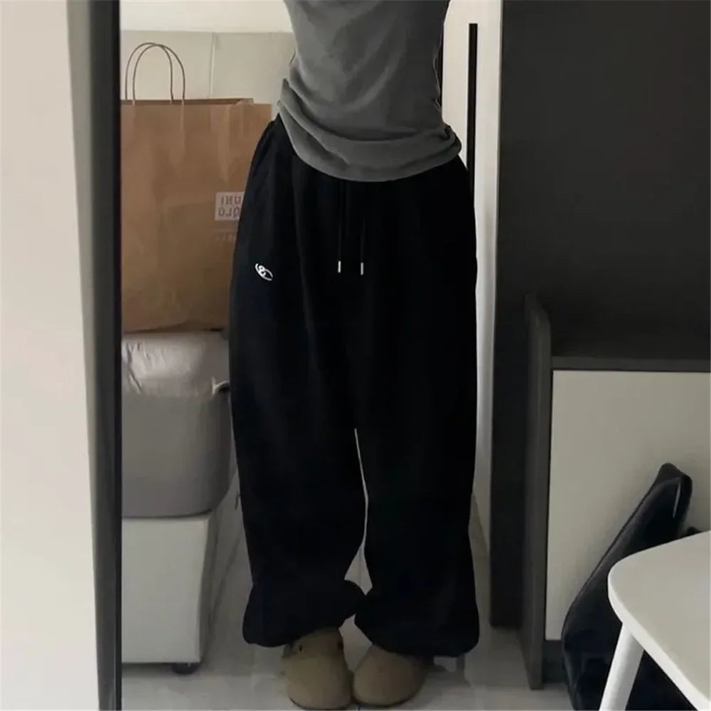 luźne spodnie dresowe damskie – styl Harajuku, sportowe, haftowane, estetyka Y2K, vintage, baggy spodnie