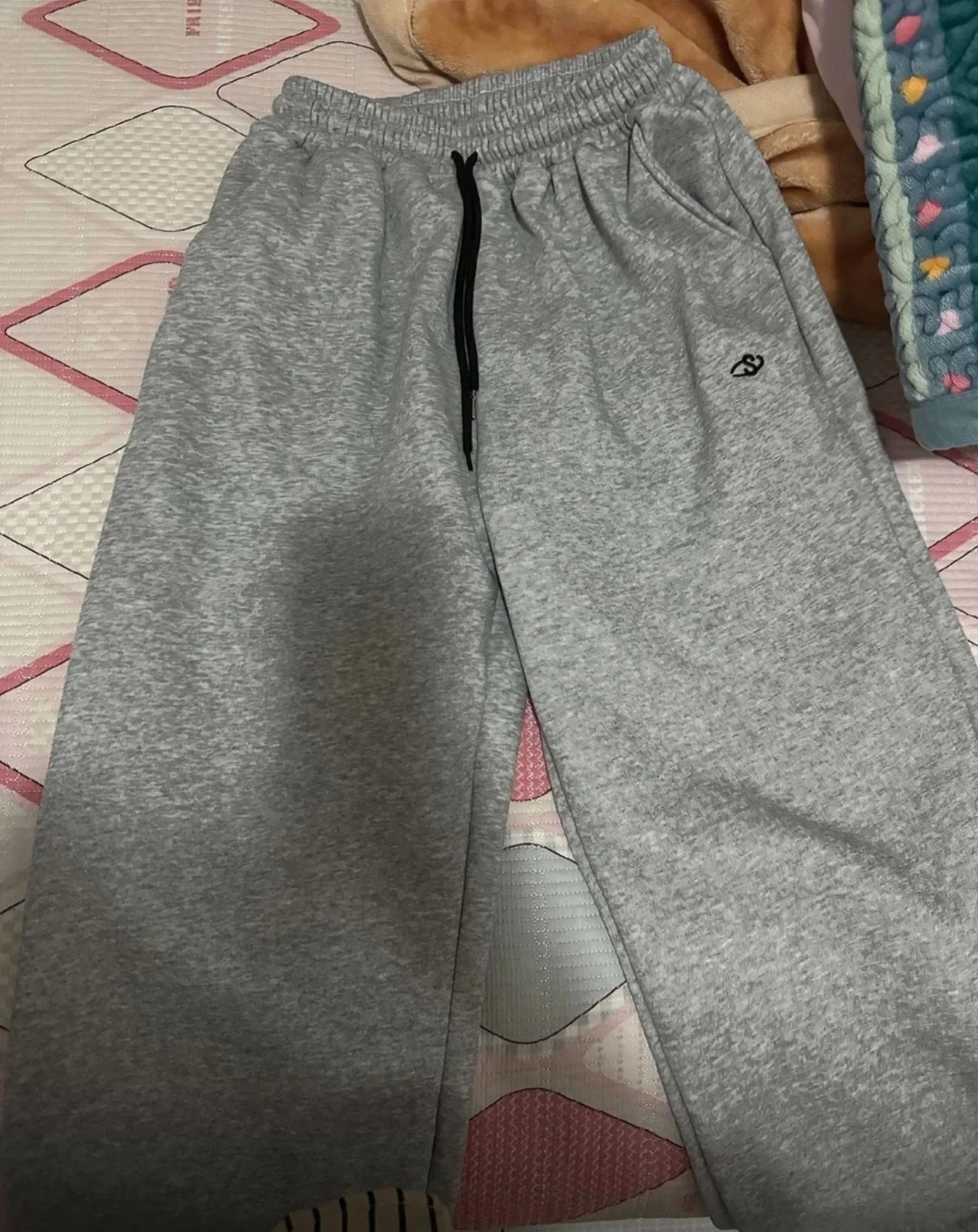 luźne spodnie dresowe damskie – styl Harajuku, sportowe, haftowane, estetyka Y2K, vintage, baggy spodnie