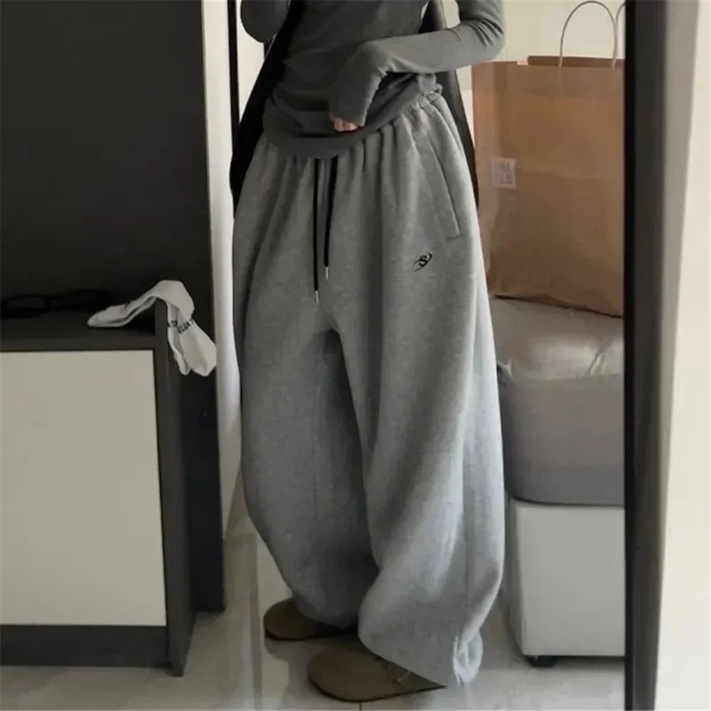 luźne spodnie dresowe damskie – styl Harajuku, sportowe, haftowane, estetyka Y2K, vintage, baggy spodnie